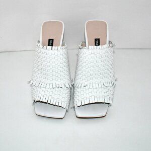 Nine West Lucili Raffia Sandals in White Size: 9M Great Condition